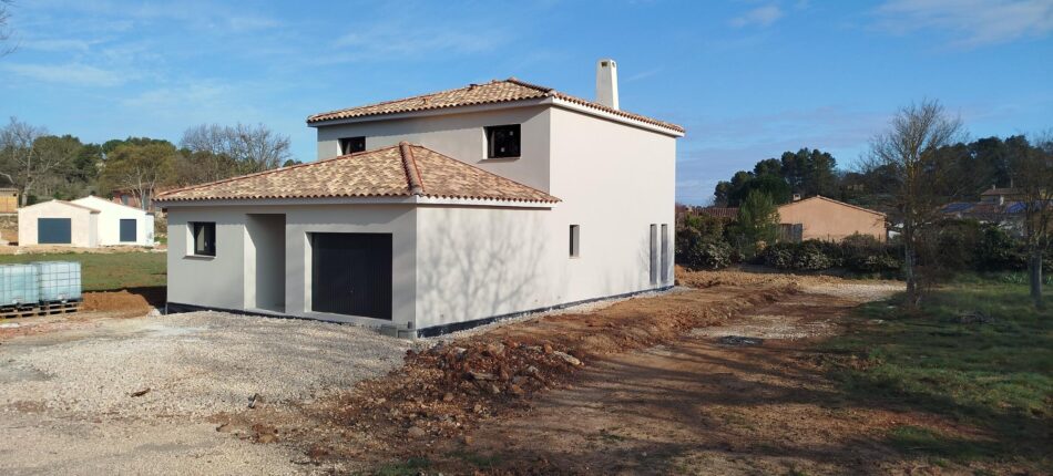 Une nouvelle villa sur-mesure à BRAS (83149) 