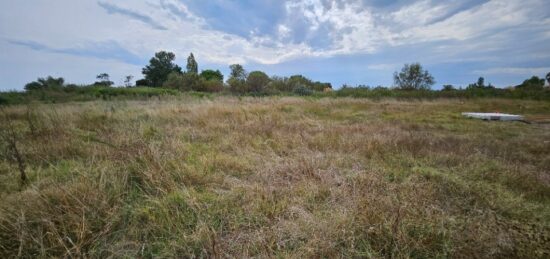 Terrain à bâtir à Saintes-Maries-de-la-Mer, Provence-Alpes-Côte d'Azur