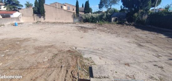 Terrain à bâtir à Marignane, Provence-Alpes-Côte d'Azur
