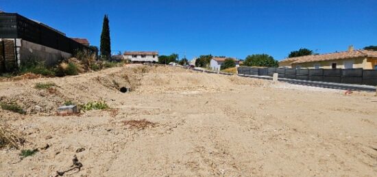 Terrain à bâtir à Meyreuil, Provence-Alpes-Côte d'Azur