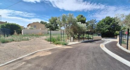 Eyguières Terrain à bâtir - 2320575-3643annonce120251029lzmDu.jpeg Azur & Constructions