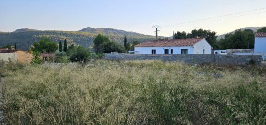 Terrain à bâtir à Cuges-les-Pins, Provence-Alpes-Côte d'Azur