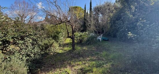 Terrain à bâtir à Aubagne, Provence-Alpes-Côte d'Azur