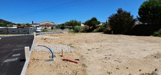 Terrain à bâtir à Meyreuil, Provence-Alpes-Côte d'Azur