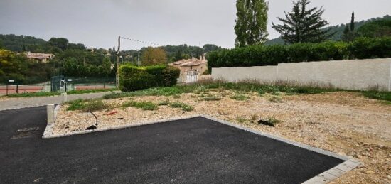 Terrain à bâtir à Auriol, Provence-Alpes-Côte d'Azur