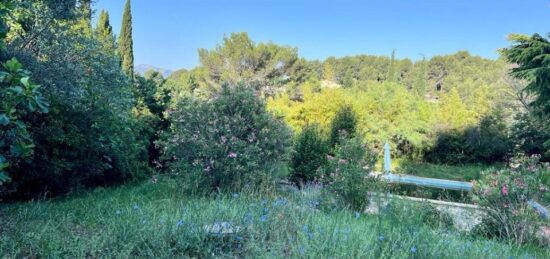 Terrain à bâtir à Aubagne, Provence-Alpes-Côte d'Azur