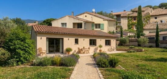 Maison neuve à La Bastidonne, Provence-Alpes-Côte d'Azur